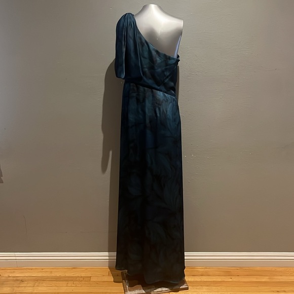 Sachin + Babi CHELSEA GOWN - TONAL PETAL New w partial tag - Picture 6 of 17